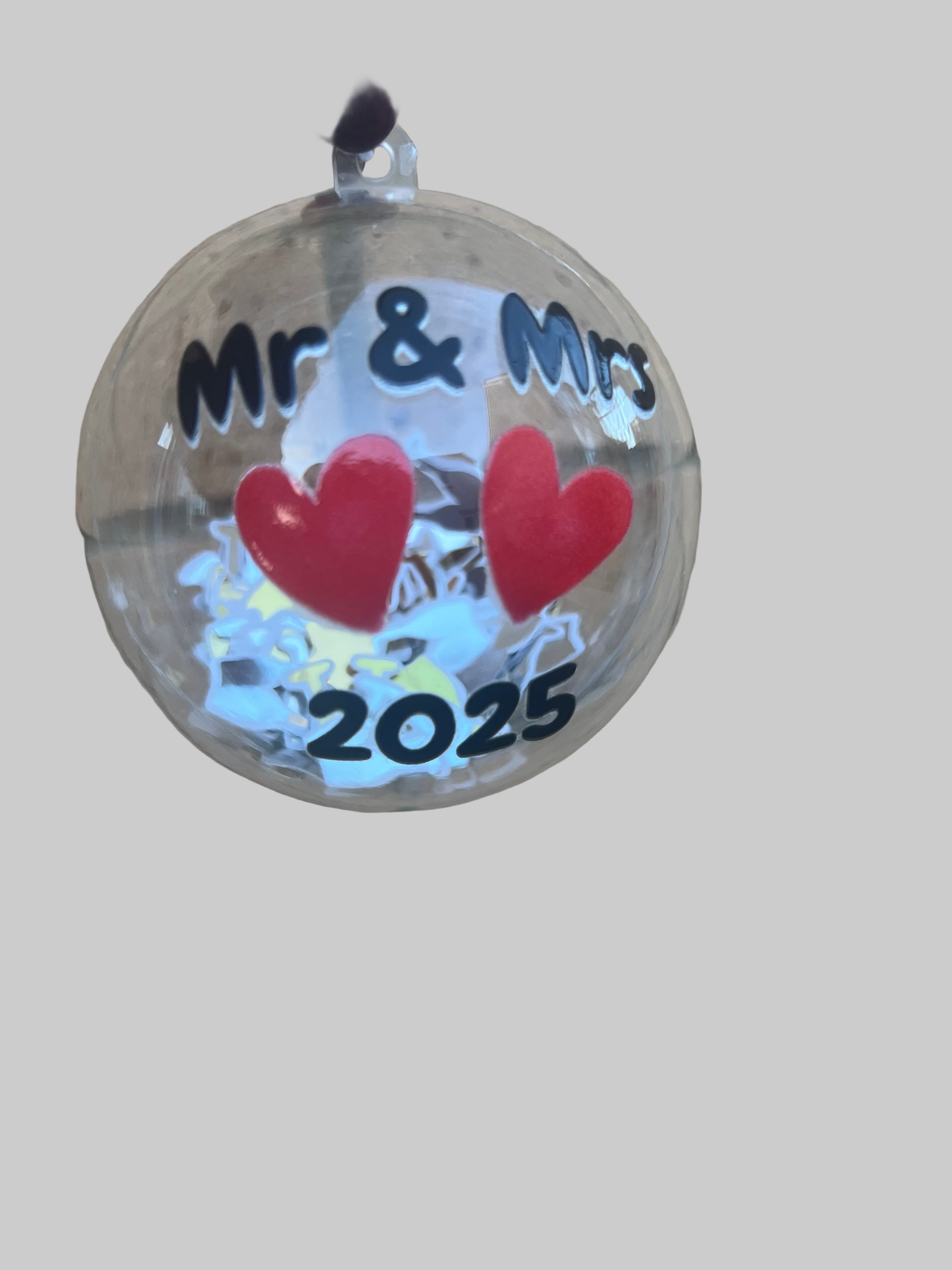 Mr & Mrs Bauble